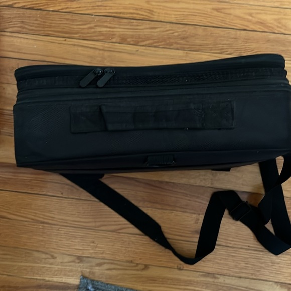 Professional Makeup Case - Picture 9 of 9